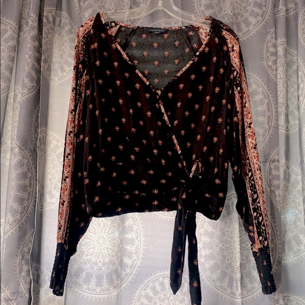 Black blouse - Picture 1 of 4